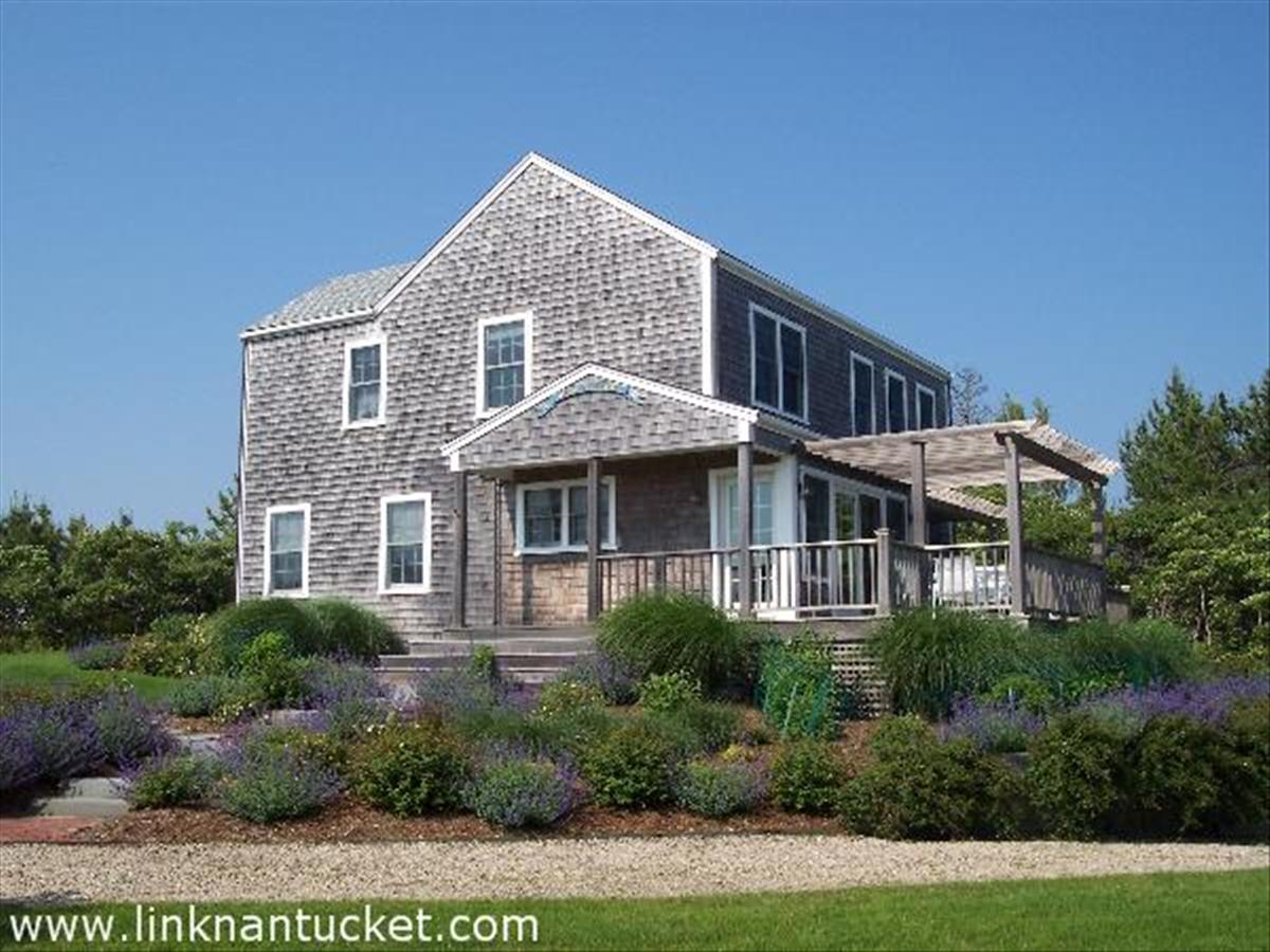 33 Flintlock Road Nantucket, MA 02554 - Photo 1 of 14 Gallery Image 1