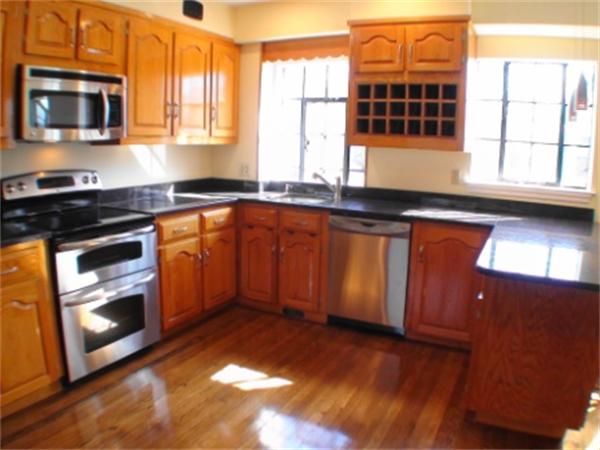 52 Byfield Road Newton, MA 02468 - Photo 8 of 13