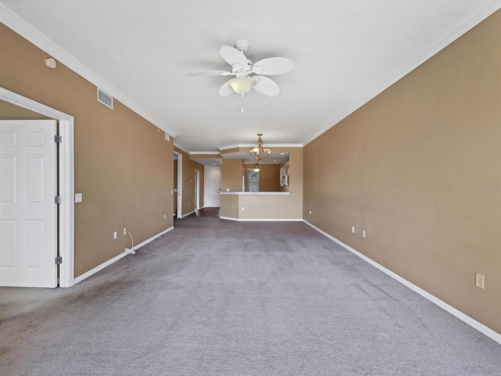 8406 Wethersfield Run, Unit 104 Lakewood Ranch, FL 34202 - Photo 16 of 48