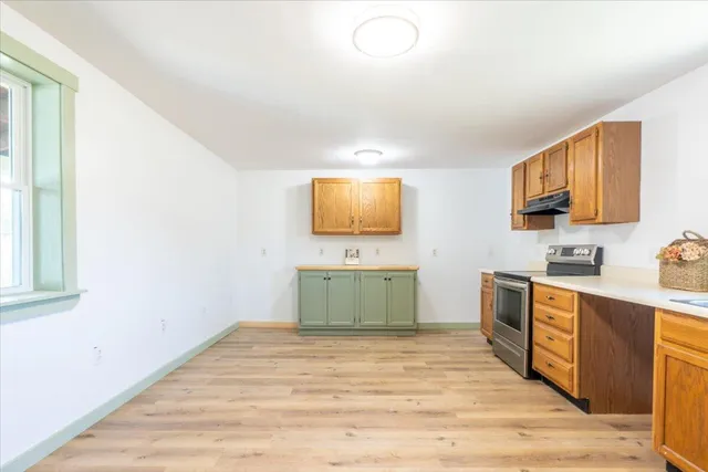 $348,500 | 585 Waldoboro Road, Washington, ME 04574