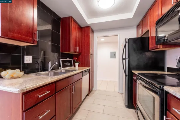 $2,750 | 1315 A Street, Unit 206, Hayward, CA 94541