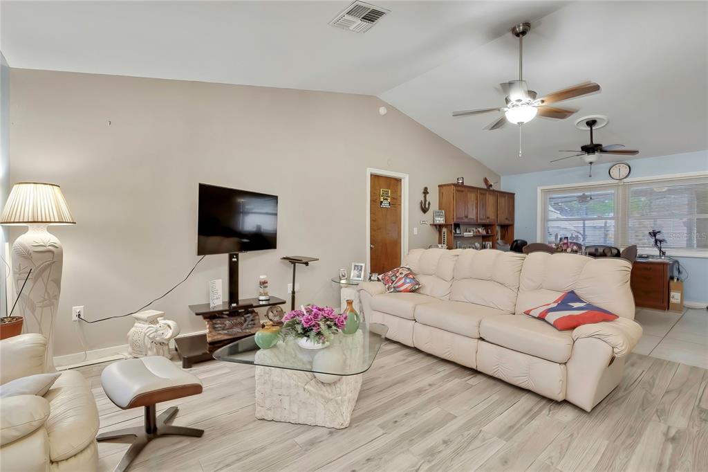 10185 Carrin Road Spring Hill, FL 34608 - Photo 18 of 37