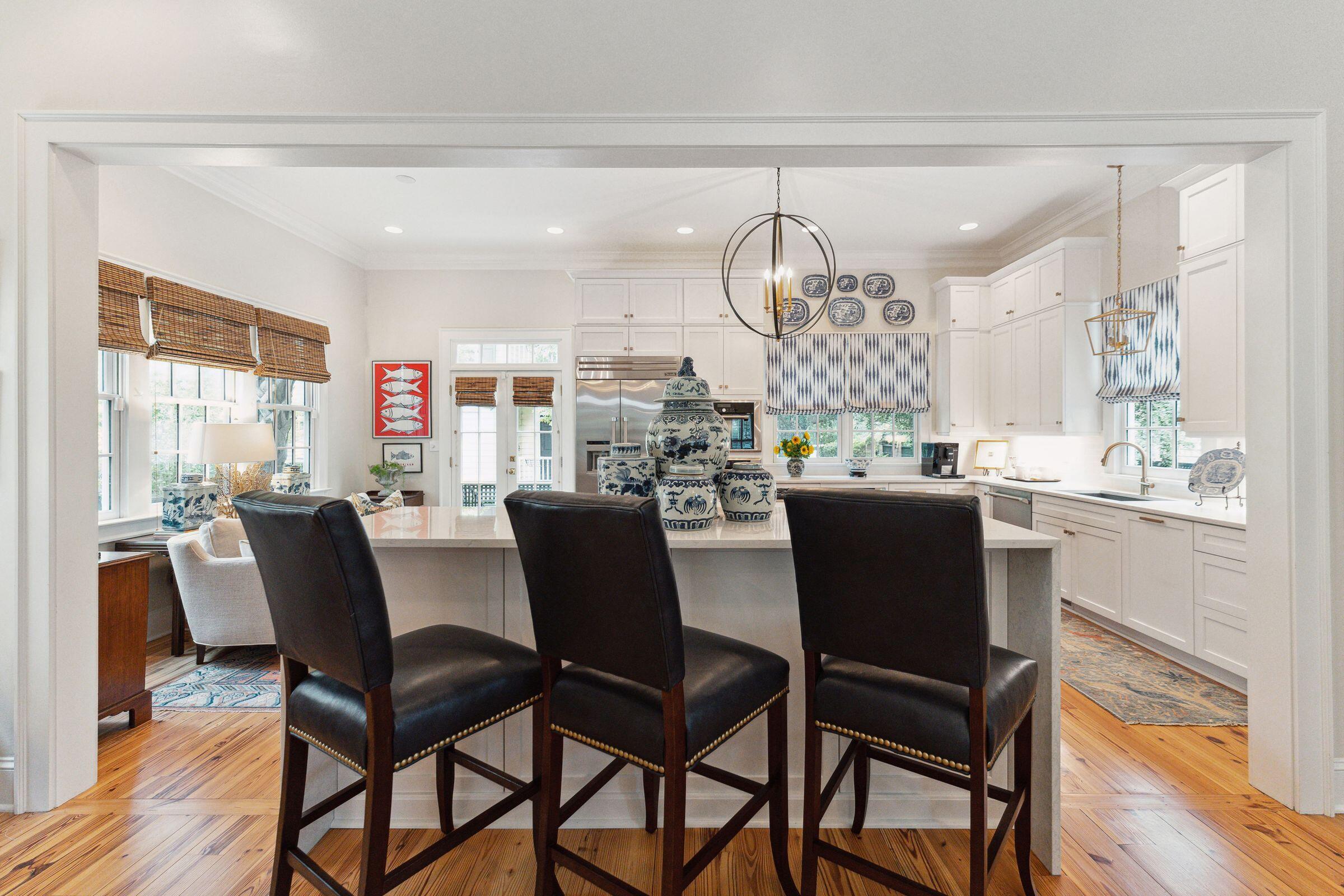 40 Chapel Street Charleston, SC 29403 - Photo 8 of 51 40ChapelSt-KeenEyeMarketing-010