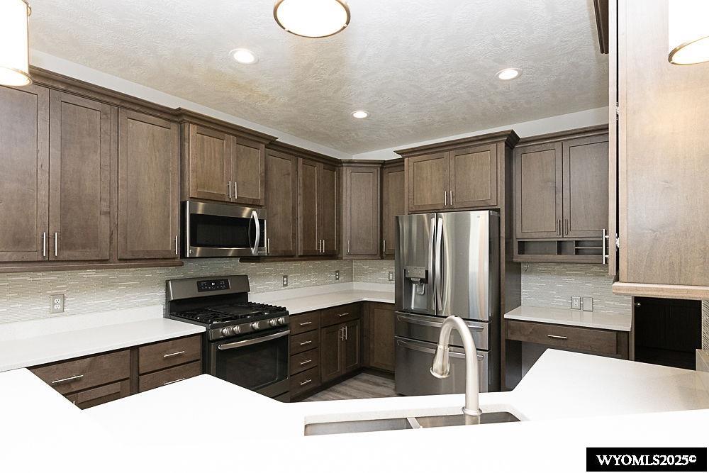1010 Winchester Boulevard Rock Springs, WY 82901 - Photo 14 of 49