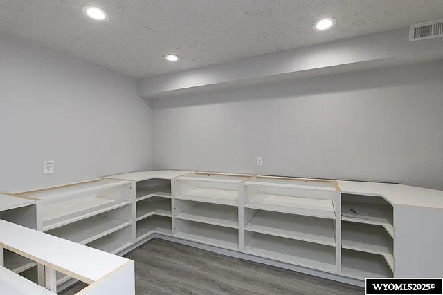 $605,000 | 1010 Winchester Boulevard, Rock Springs, WY 82901