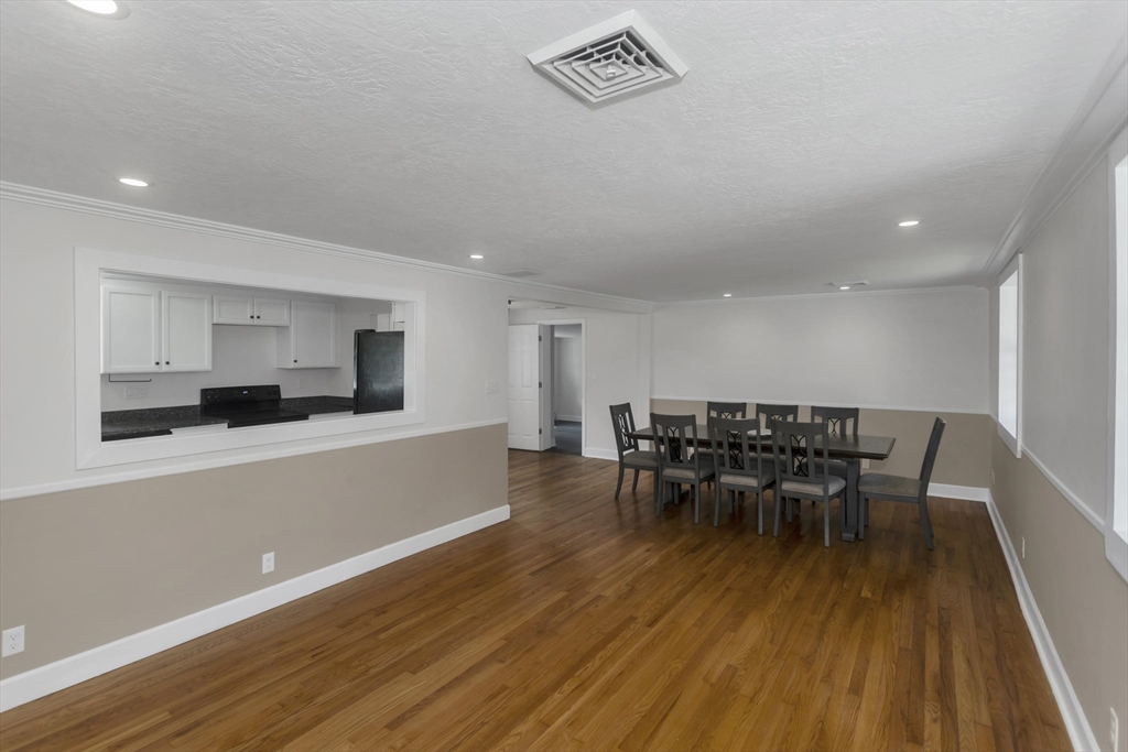 17 Congamond Road Southwick, MA 01077 - Photo 3 of 40