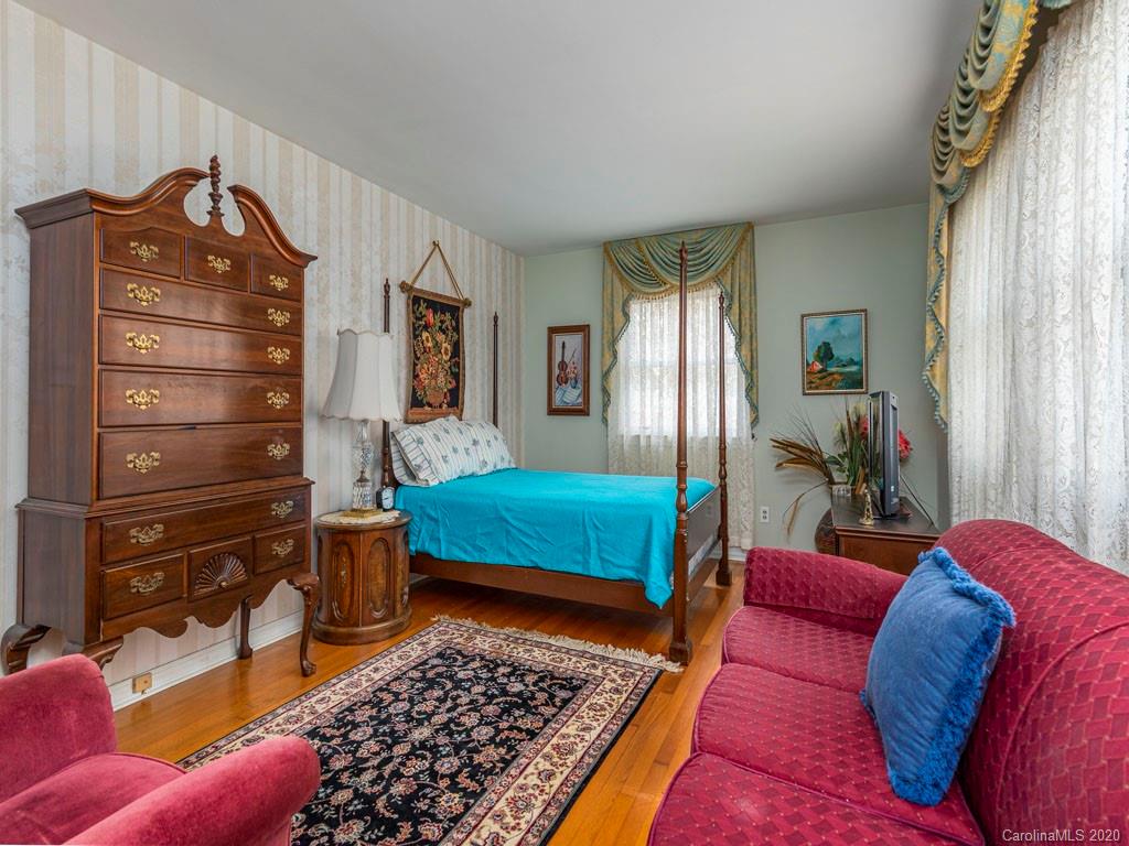 2 Club View Road, Unit 7 Asheville, NC 28804 - Photo 14 of 24 Gallery Image 14