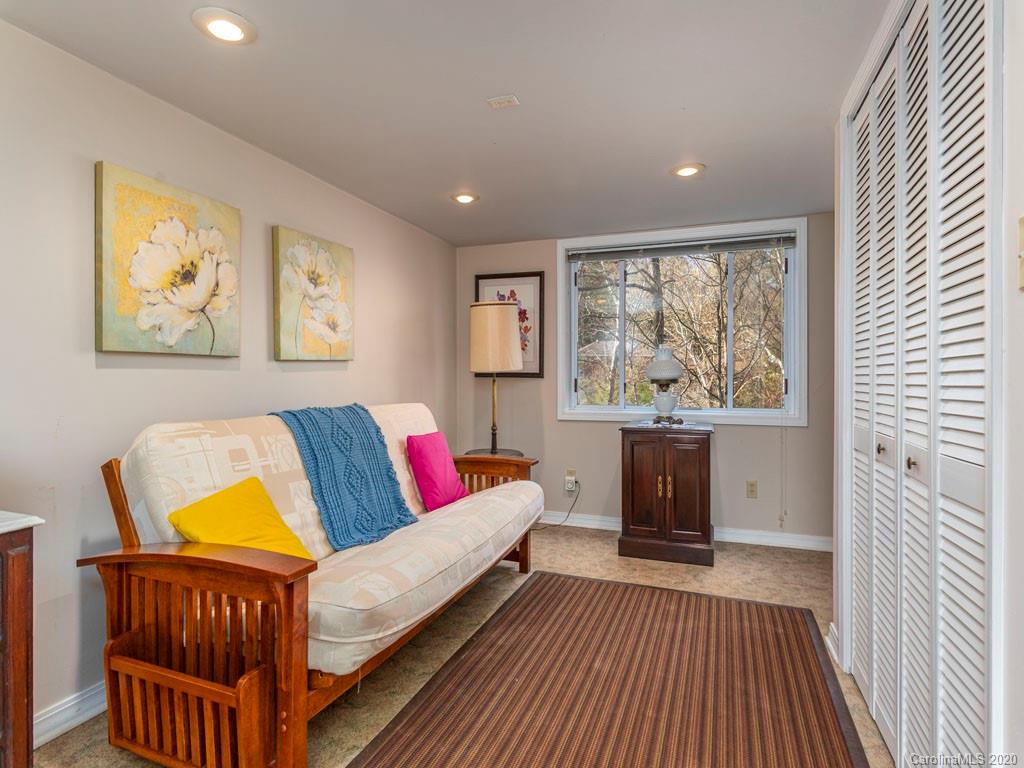 2 Club View Road, Unit 7 Asheville, NC 28804 - Photo 19 of 24 Gallery Image 19
