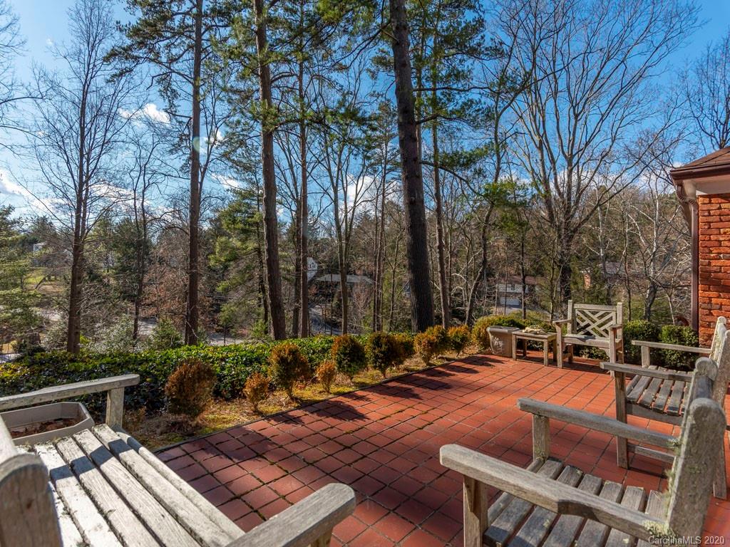 2 Club View Road, Unit 7 Asheville, NC 28804 - Photo 3 of 24 Gallery Image 3