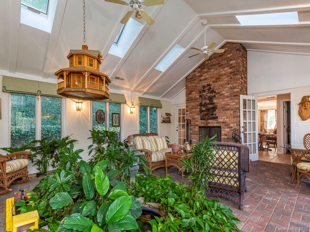2 Club View Road, Unit 7 Asheville, NC 28804 - Photo 23 of 24 Gallery Image 23