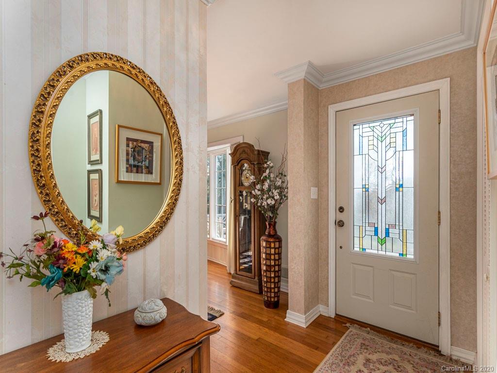 2 Club View Road, Unit 7 Asheville, NC 28804 - Photo 6 of 24 Gallery Image 6