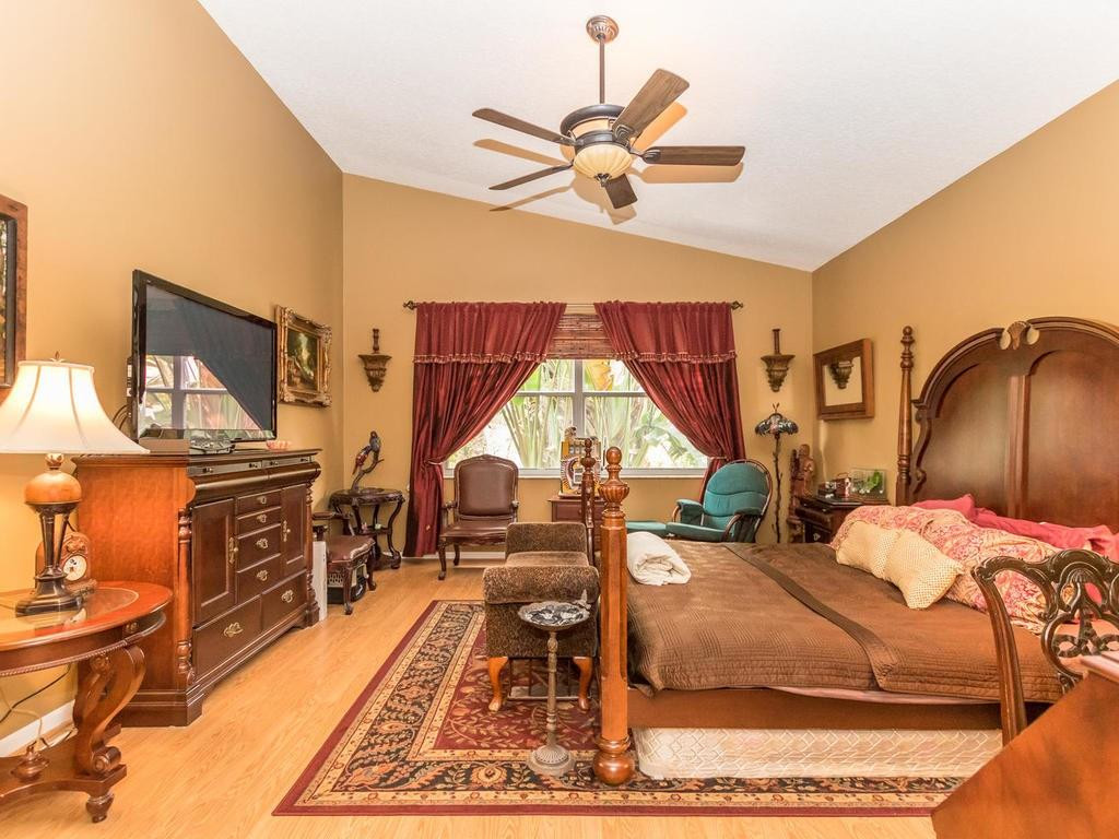 8528 Vía D Oro Boca Raton, FL 33433 - Photo 18 of 35 Photo 18