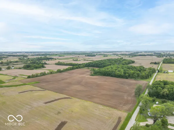 $420,000 | 8419 9 South 800 West, Modoc, IN 47358