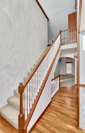 $629,900 | 51 Fox Hollow Lane, Eolia, MO 63344