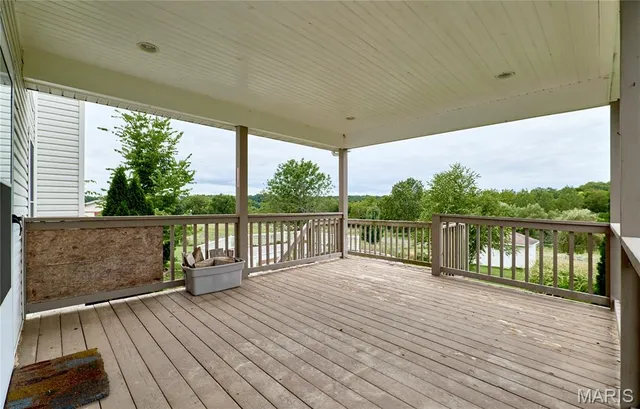 $629,900 | 51 Fox Hollow Lane, Eolia, MO 63344