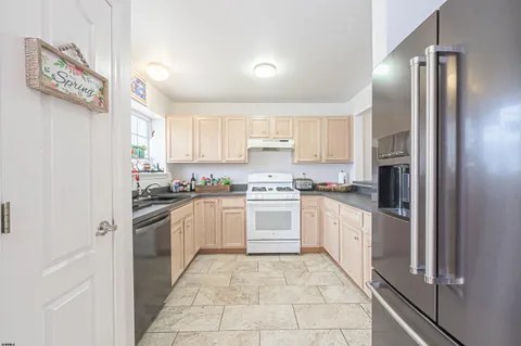 $649,000 | 72 Sailfish Drive, Brigantine, NJ 08203