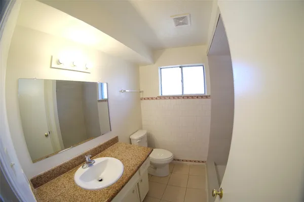 $2,100 | 12510 Bexley Drive, Houston, TX 77099