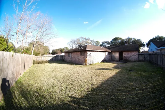 $2,100 | 12510 Bexley Drive, Houston, TX 77099