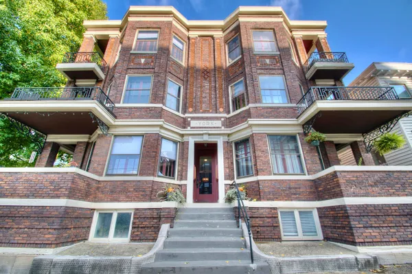 $349,900 | 128 East 5th Street, Unit 2, Covington, KY 41011