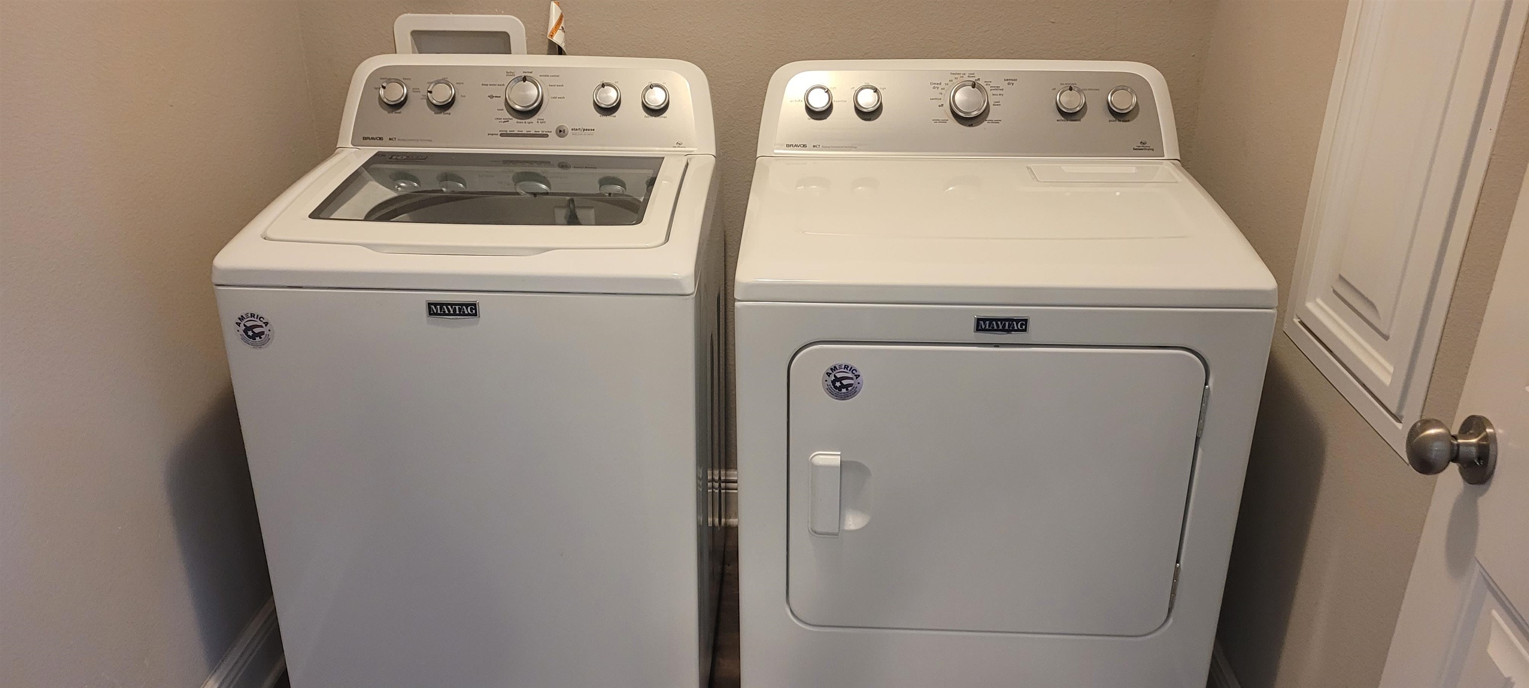 21628 Talbot Lane Robertsdale, AL 36567 - Photo 13 of 28 Washer and Dryer