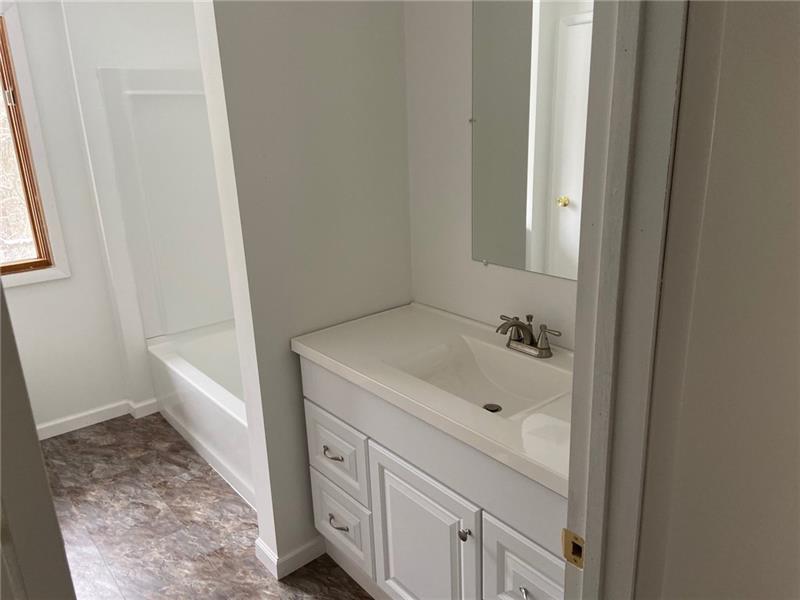 300 Woodcroft Road Baden, PA 15005 - Photo 11 of 17