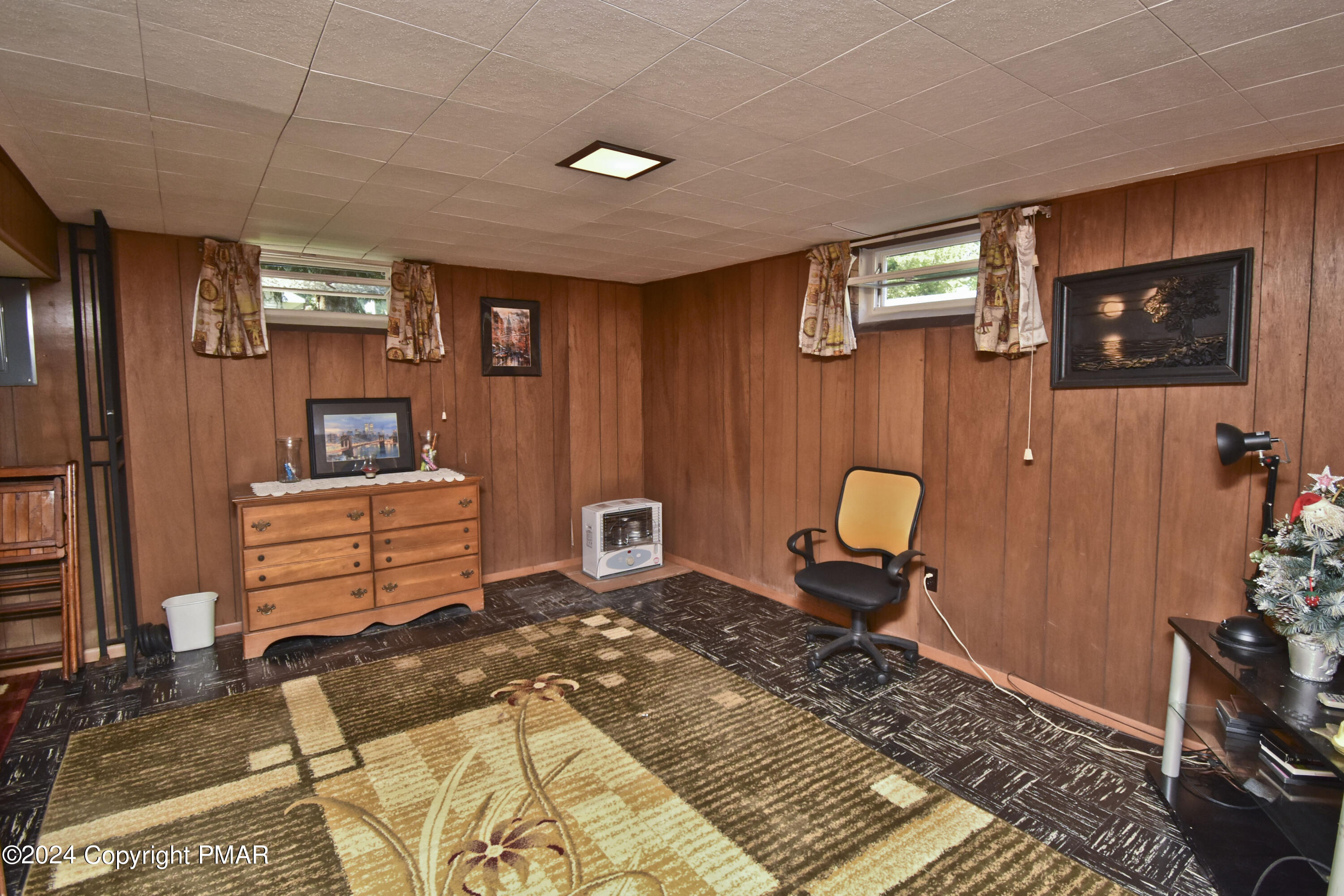 115 Hemlock Road Stroudsburg, PA 18360 - Photo 26 of 44 9 Lower Level (4)