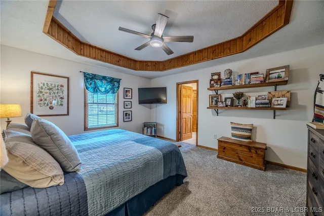 $315,000 | 23380 Redwing Lane, Lebanon, MO 65536