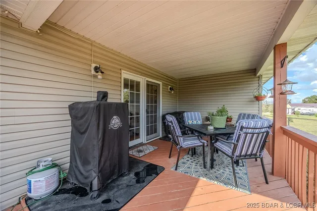 $315,000 | 23380 Redwing Lane, Lebanon, MO 65536