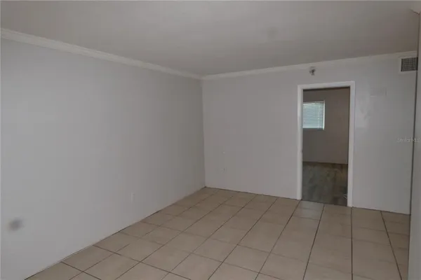 $1,175 | 800 Tyrone Boulevard North, Unit C2, St. Petersburg, FL 33710