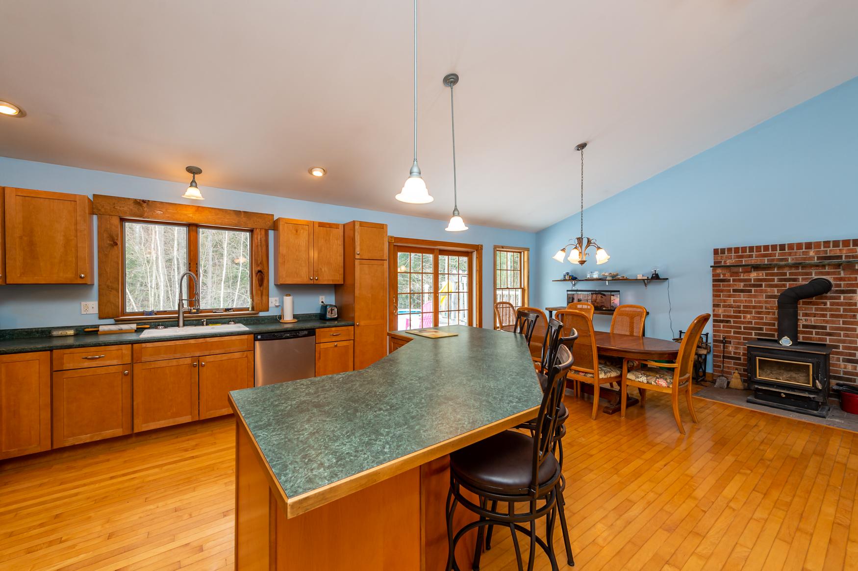 132 Hillside Road Brunswick, ME 04011 - Photo 7 of 26 DSC_8433