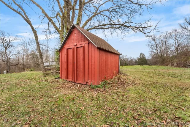 $360,000 | 2524 Maxwell Road, Nabb, IN 47147