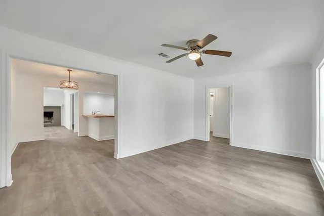 $169,900 | 805 20th Street Southeast, Paris, TX 75460