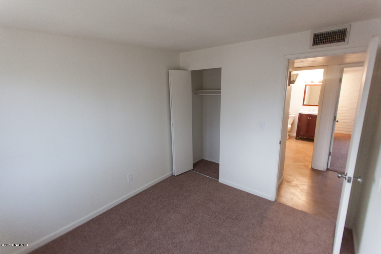 7015 East Stella Road Tucson, AZ 85730 - Photo 25 of 31 Gallery Image 25