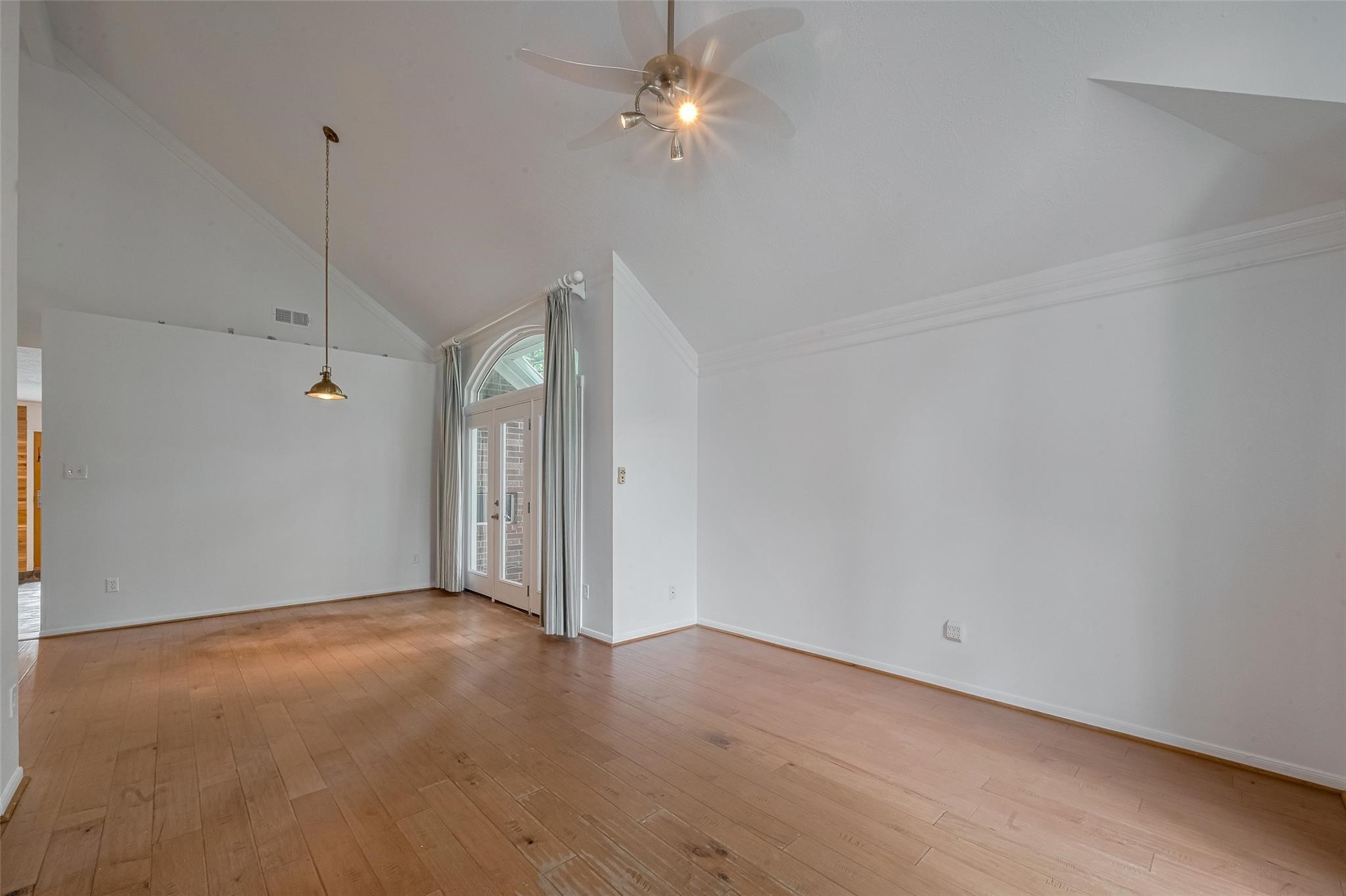 3614 Spring Arbor Way Houston, TX 77345 - Photo 4 of 48