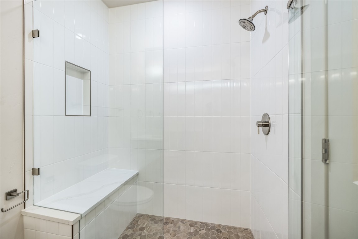 632 Montezuma Road, Unit C2 Keystone, CO 80435 - Photo 17 of 36 a bathroom with a shower