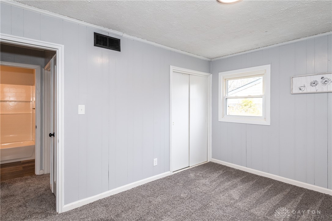 5694 Barrett Drive Riverside, OH 45431 - Photo 15 of 28