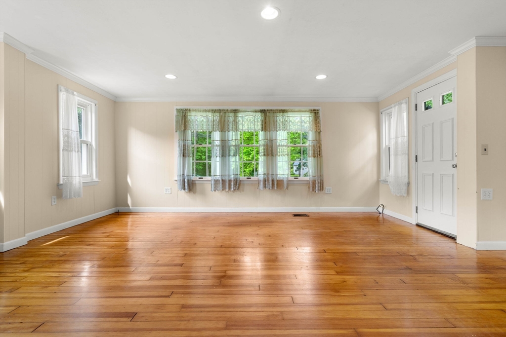 116 Killam Hill Road Boxford, MA 01921 - Photo 14 of 37