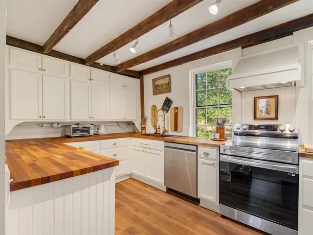 $429,000 | 1806 Vermont Rte 100, Rochester, VT 05767