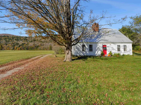 $385,000 | 1806 Vermont Rte 100, Rochester, VT 05767
