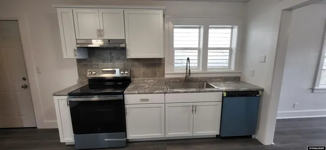 $235,000 | 623 West Buffalo Street, Rawlins, WY 82301