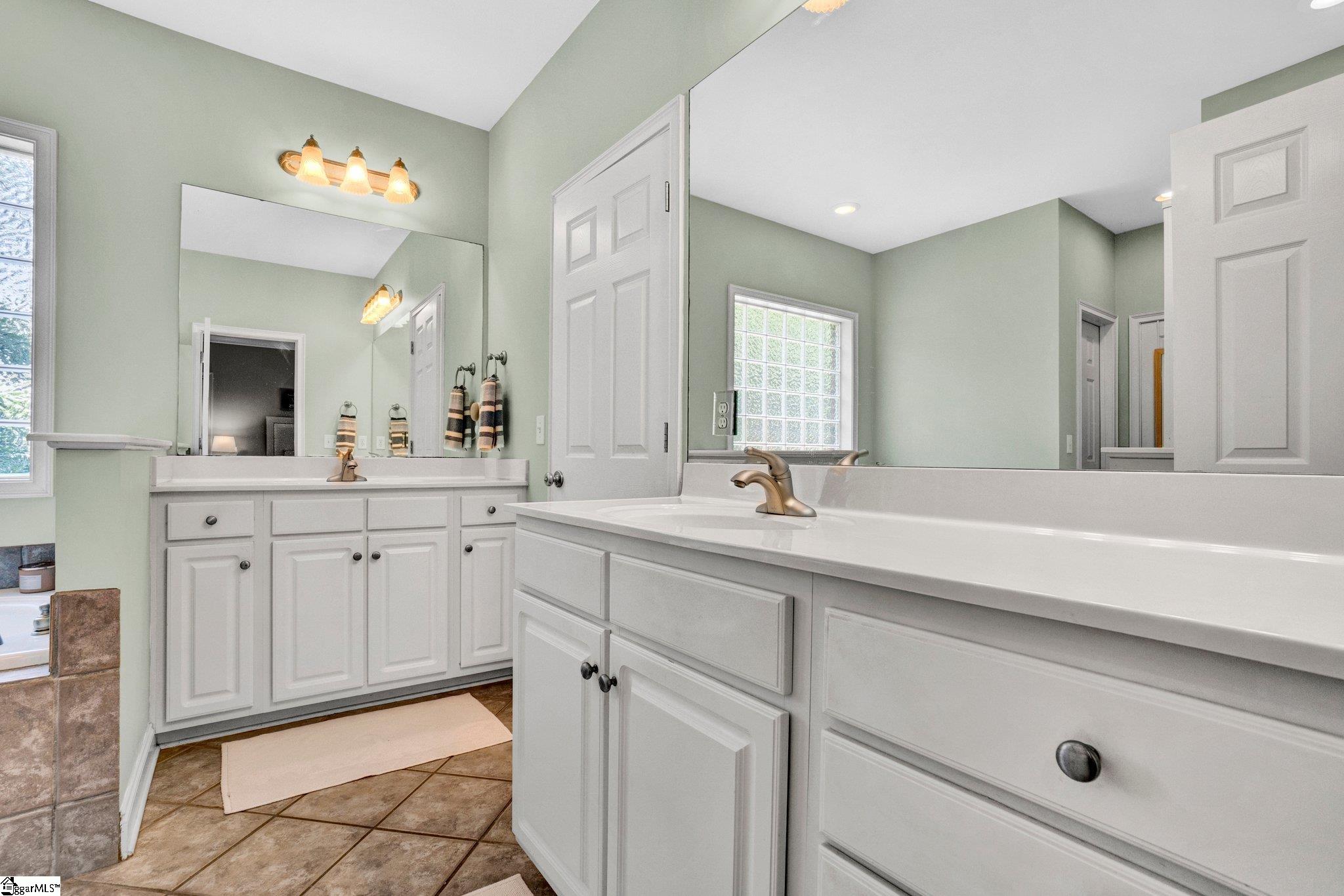 17 Legends Way Simpsonville, SC 29681 - Photo 21 of 48 Gallery Image 21