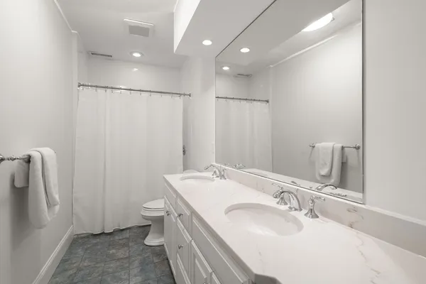 $2,999,000 | 33 Everett Street, Concord, MA 01742