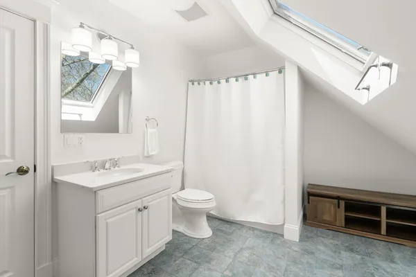 $2,999,000 | 33 Everett Street, Concord, MA 01742