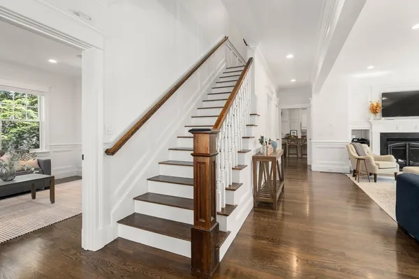 $2,999,000 | 33 Everett Street, Concord, MA 01742