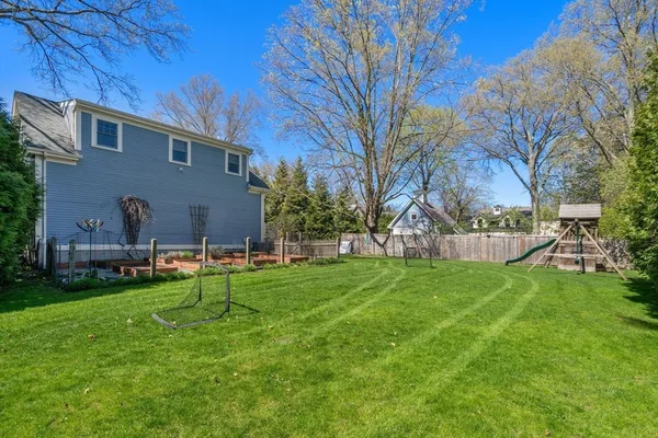 $2,999,000 | 33 Everett Street, Concord, MA 01742