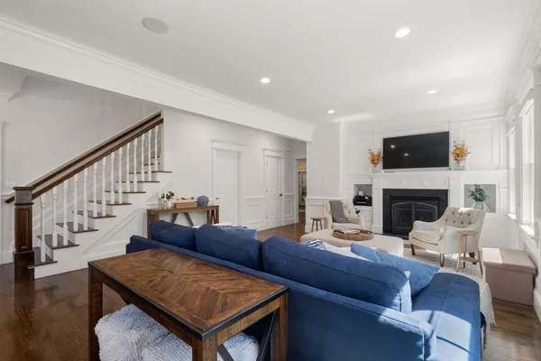 $2,999,000 | 33 Everett Street, Concord, MA 01742