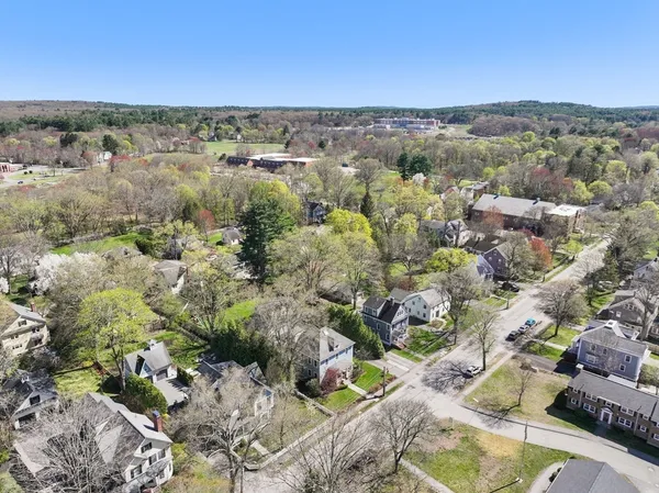 $2,999,000 | 33 Everett Street, Concord, MA 01742