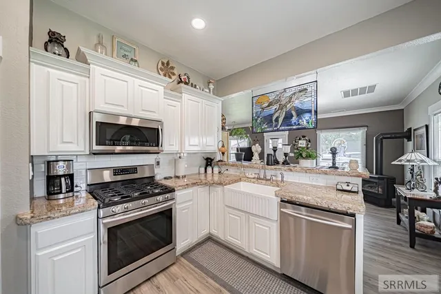 $278,000 | 183 North Oak Street, Blackfoot, ID 83221