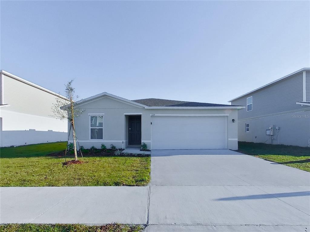 1729 Nebraska Loop Sumterville, FL 33585 - Photo 1 of 15