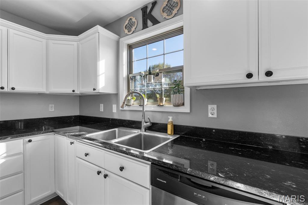 1663 Enterprise Court Jackson, MO 63755 - Photo 15 of 45